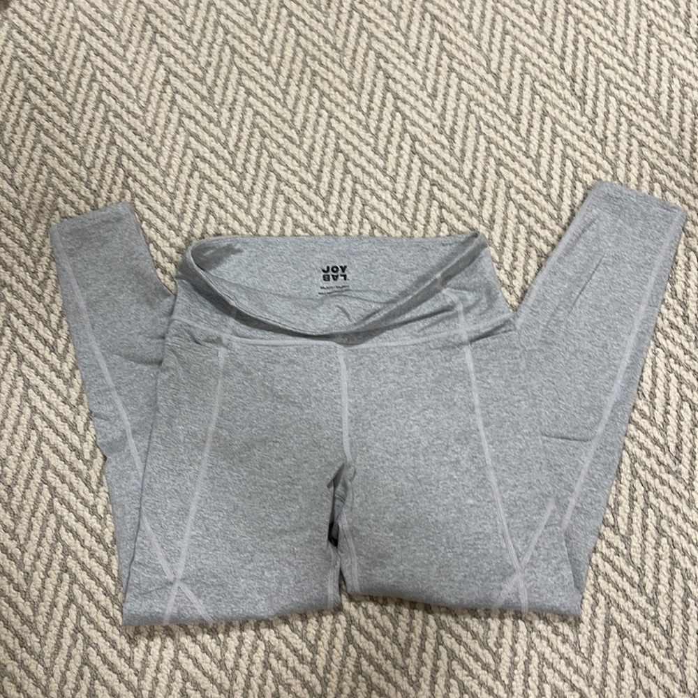Grey leggings
